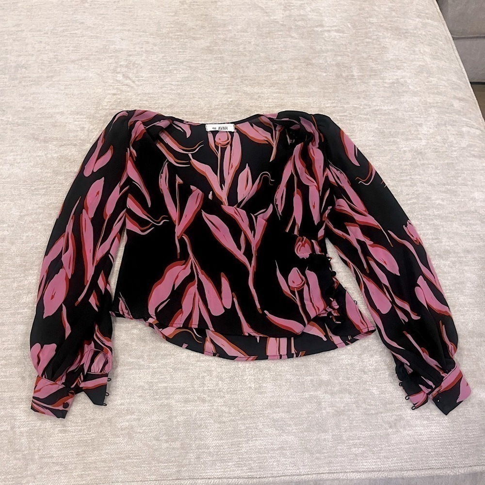 Avah Black and Pink floral blouse size small